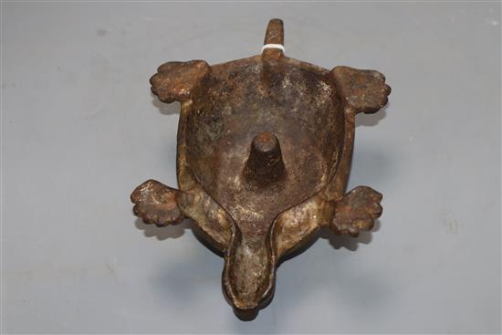 A cast iron tortoise, length 19.5cm